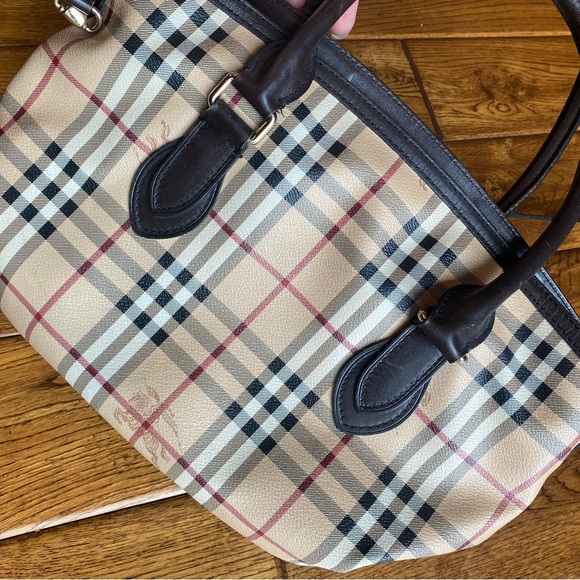 BURBERRY Nova check PVC shoulder handbag. Authentic - Picture 8 of 14